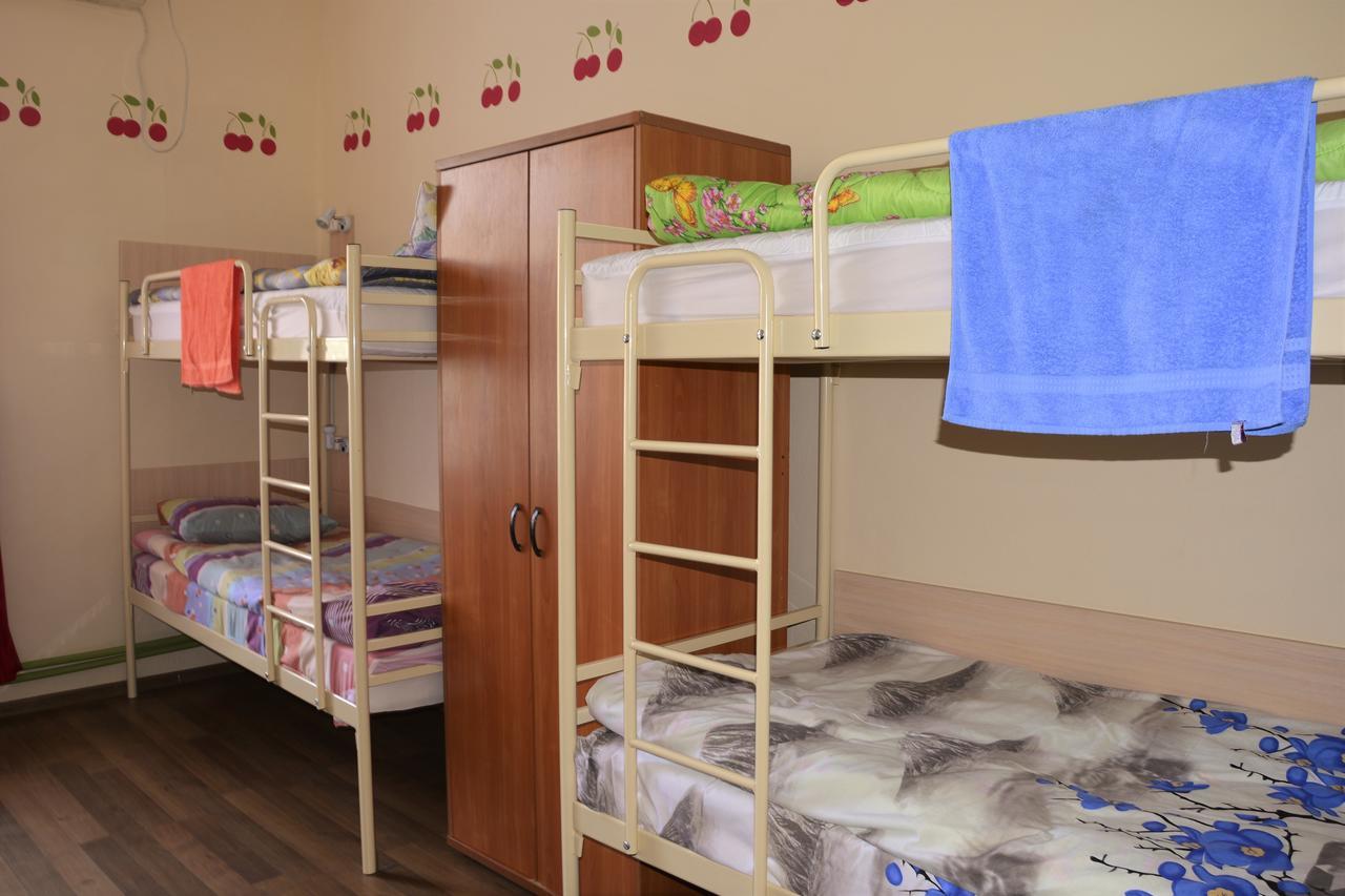 Vishnya Hostel Dnipro Luaran gambar