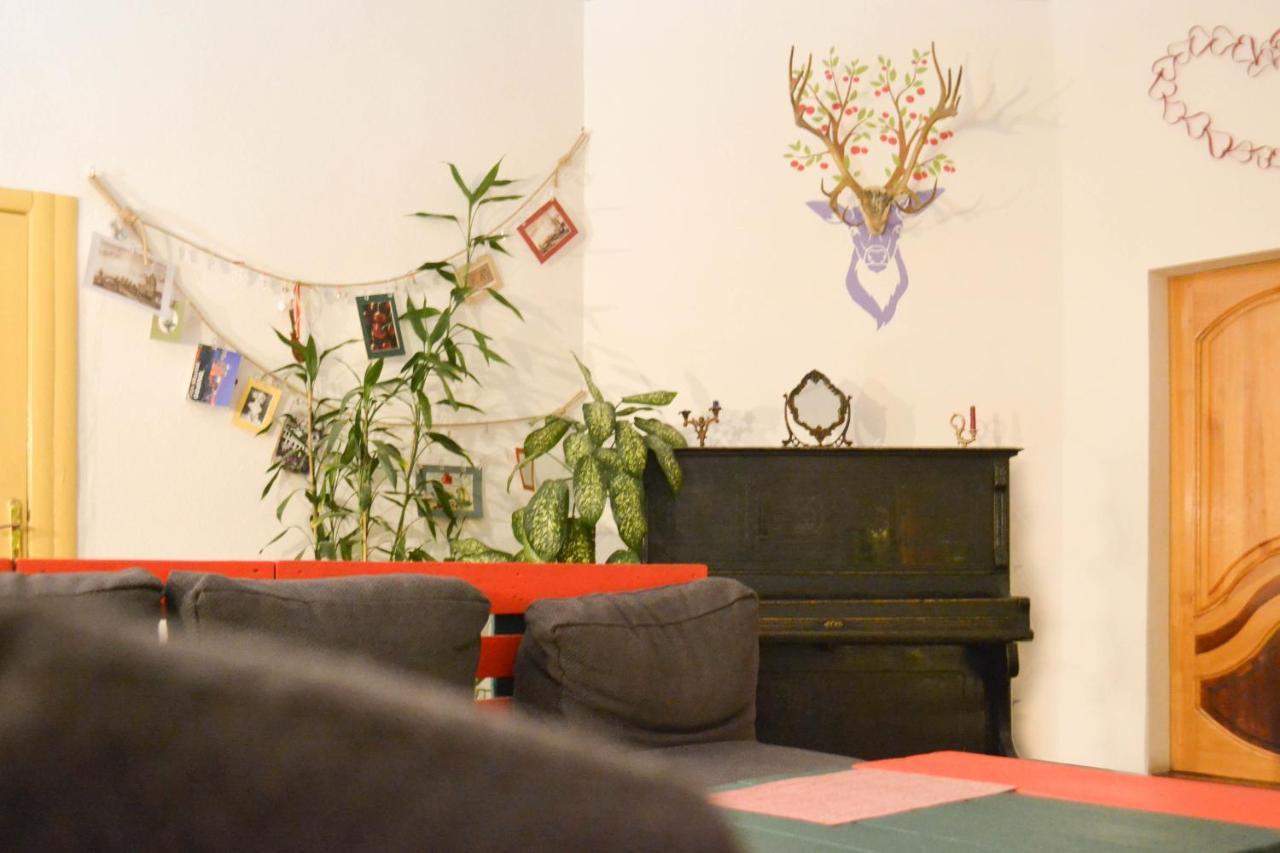 Vishnya Hostel Dnipro Luaran gambar