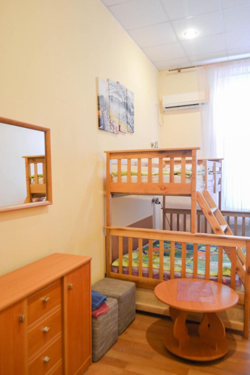 Vishnya Hostel Dnipro Luaran gambar